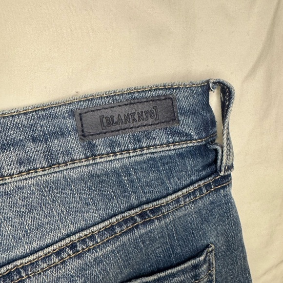 BlankNYC Women's Blue Distressed Jeans Size 28. #25 - Picture 10 of 11